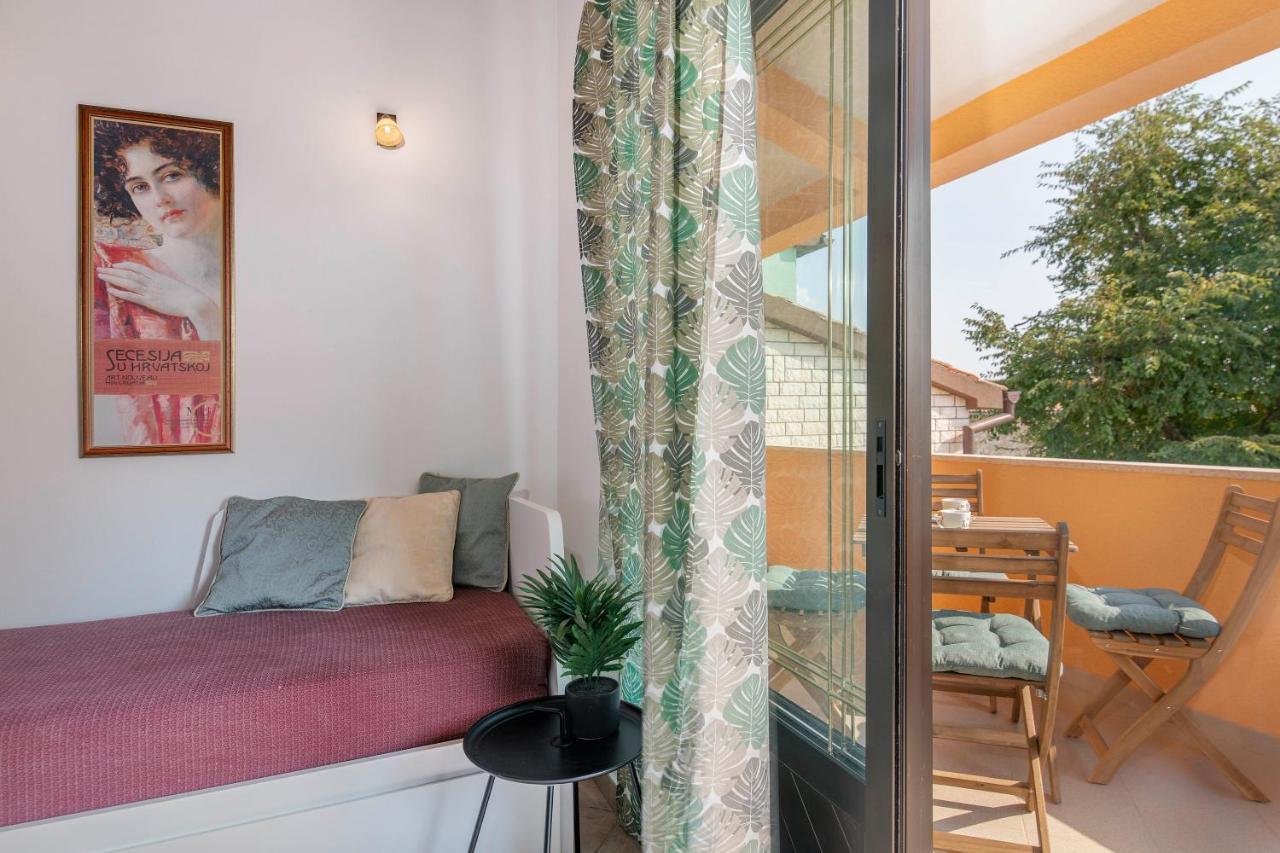 Villa Margerita With Private Pool, Yard And Parking Kaštelir Exterior foto
